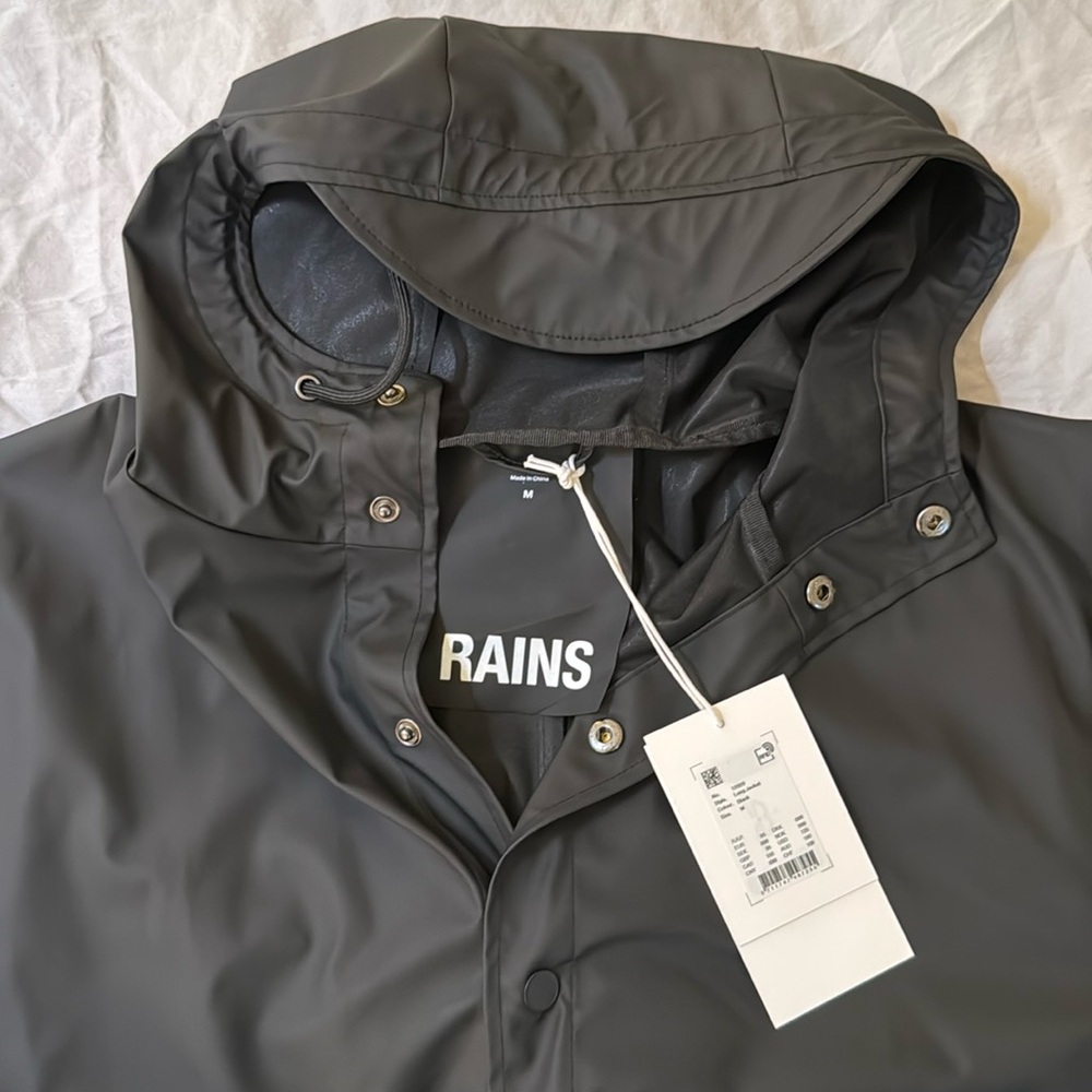 RAINS NWT long black rain jacket